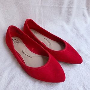 Women’s Red ballet flats
